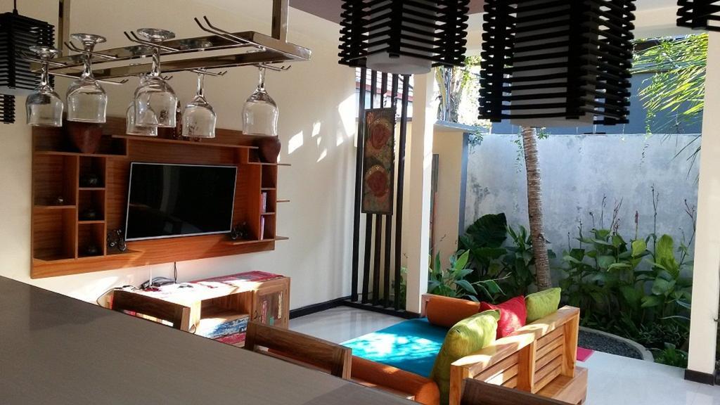 Terrace Bali Villa Nusa Dua  Room photo